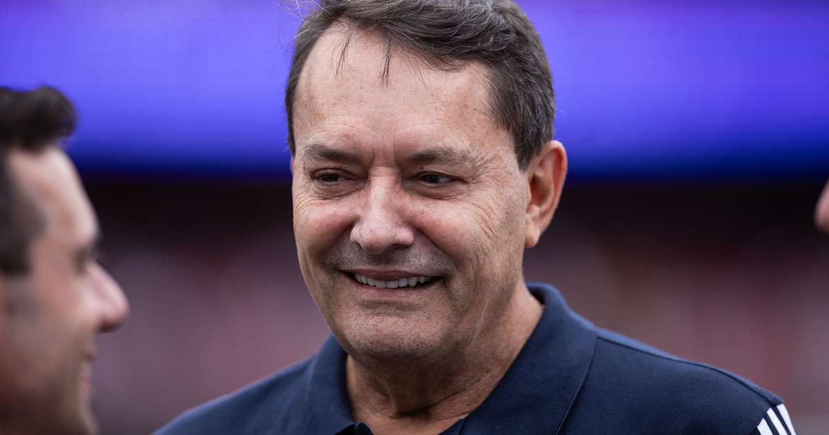 Atacante deixa o Cruzeiro de Pedro Loureço para assinar com o Palmeiras