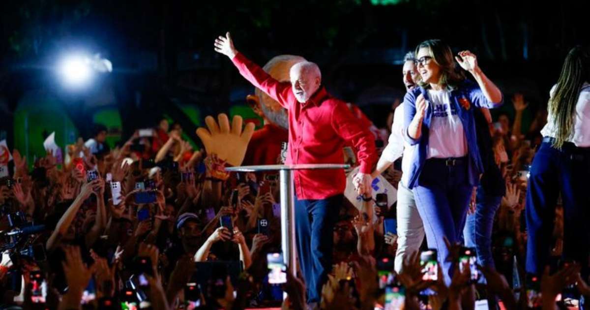 Lula pede a brasiliense para não votar em Michelle ao Senado e volta a falar de Trump