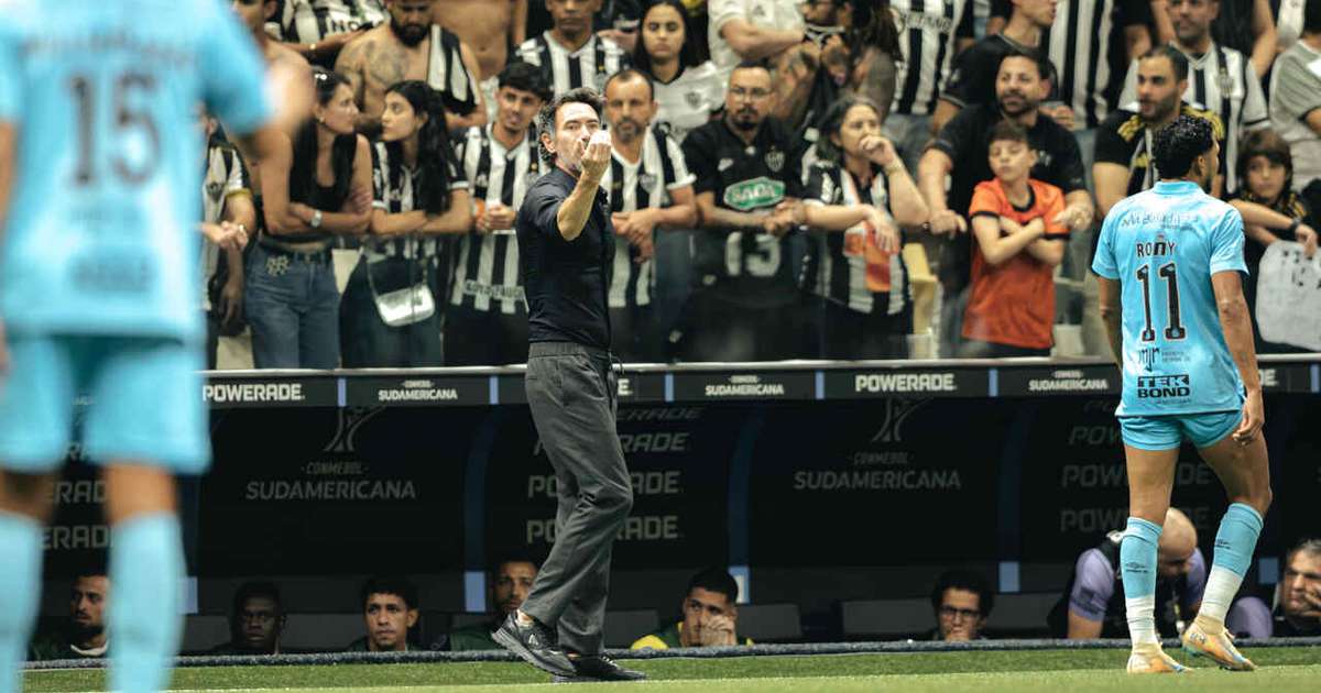 "Atmosfera muito diferente", exalta Domínguez após vaga do Atlético