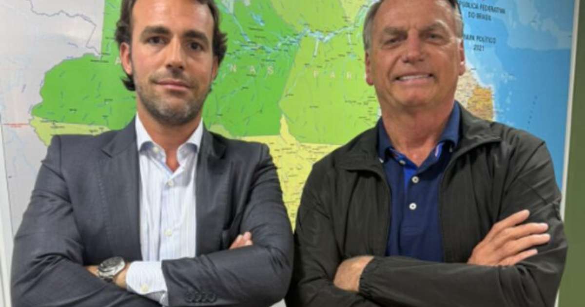 TSE proíbe Lucas Bove de usar santinhos com imagem de Jair Bolsonaro