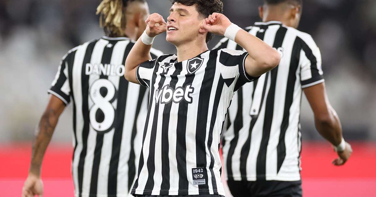 Botafogo vence o Grêmio em jogo quente e com cinco gols pelo Brasileirão