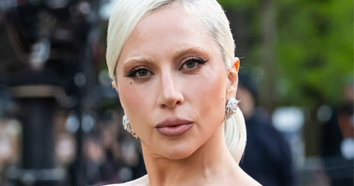 Lady Gaga surpreende e revela nome de sua filha, Rose Bean Polansky