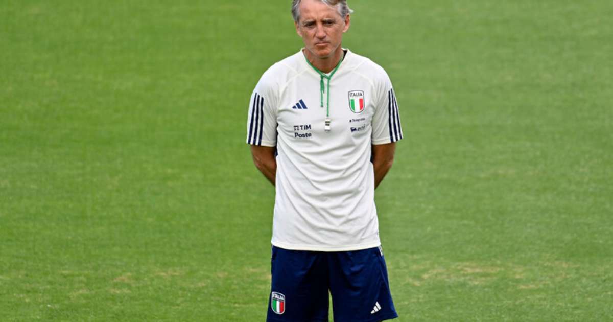 Com 9 estreantes, Mancini divulga primeira convocação em seu retorno à Itália