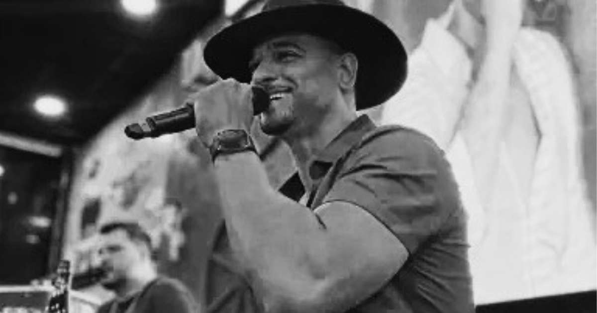 Com câncer, sertanejo Eduardo é extubado após um mês internado