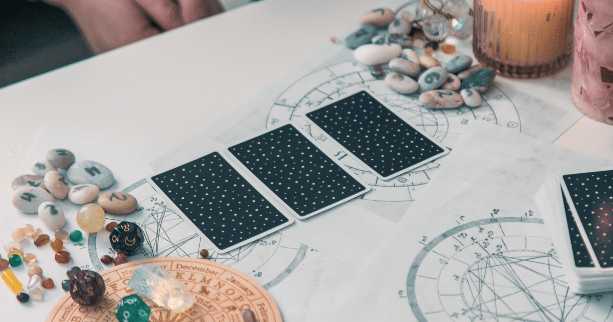 Tarot do dia: previsão para os 12 signos em 18/09/2026