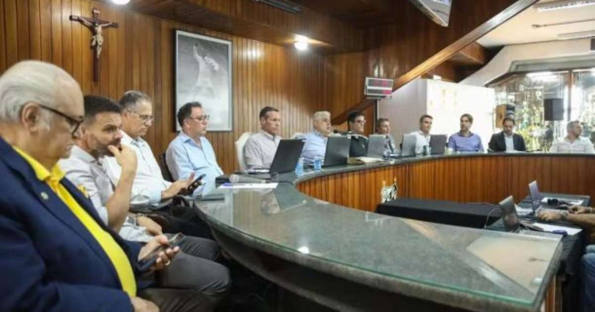 Santos retoma votação do Estatuto em meio a debate sobre SAF