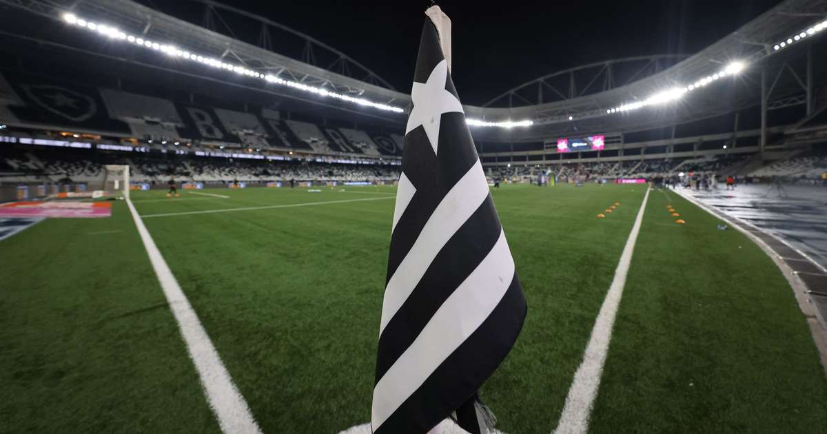 Botafogo entra com representação STJD contra CEO do Grêmio; entenda