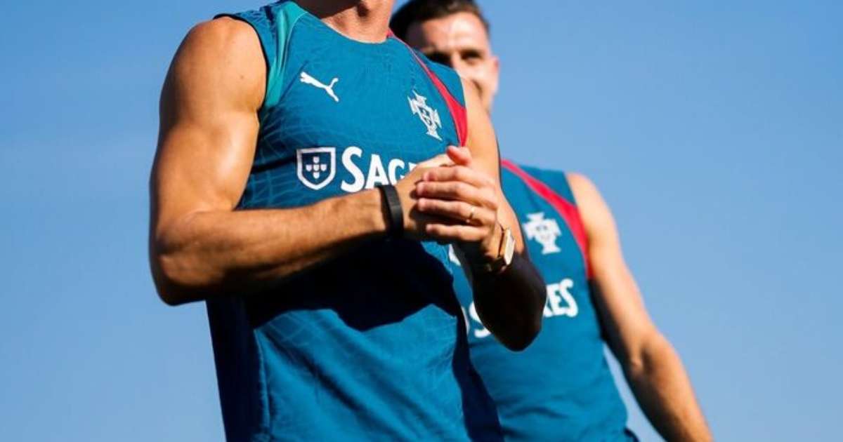 Cristiano Ronaldo busca se aproximar do gol 1000 na Data Fifa