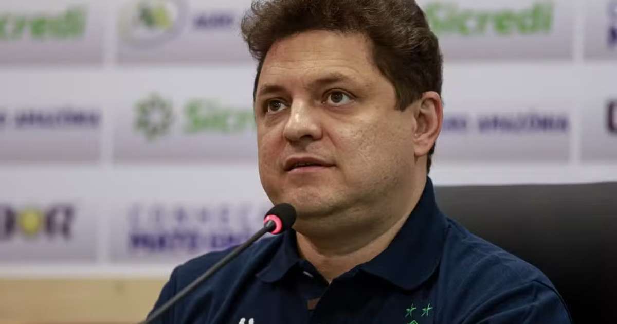 Presidente do Cuiabá critica dívidas de Corinthians e Santos em Cuiabá, MT