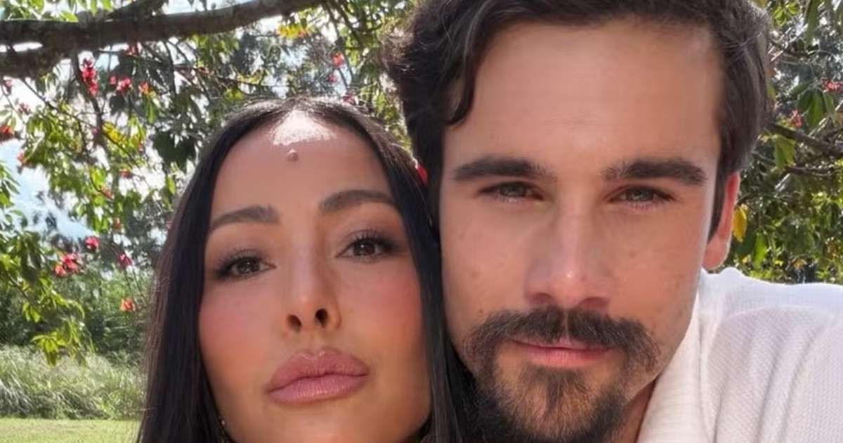 Sabrina Sato surpreende ao mostrar o rosto do filho que espera com Nicolas Prattes: 'Por você'
