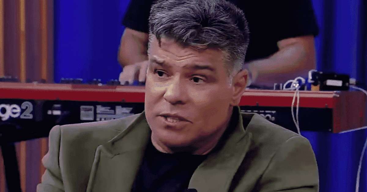 Maurício Mattar arranca suspiros de internautas e causa na web com cenas picantes em 'Por Você'