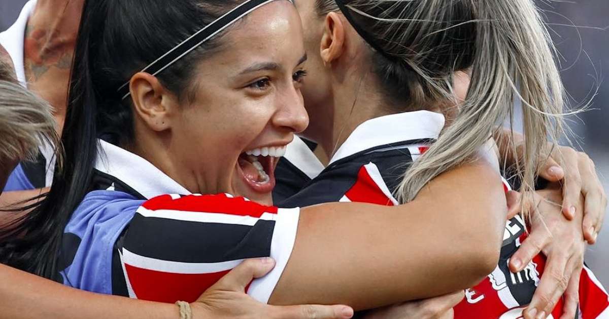 São Paulo quebra invencibilidade do Corinthians e vence primeiro jogo da final do Brasileirão Feminino