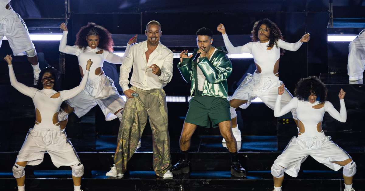 Pedro Sampaio e Ricky Martin animam Maracanã em show do Intervalo de Ravens x Cowboys pela NFL