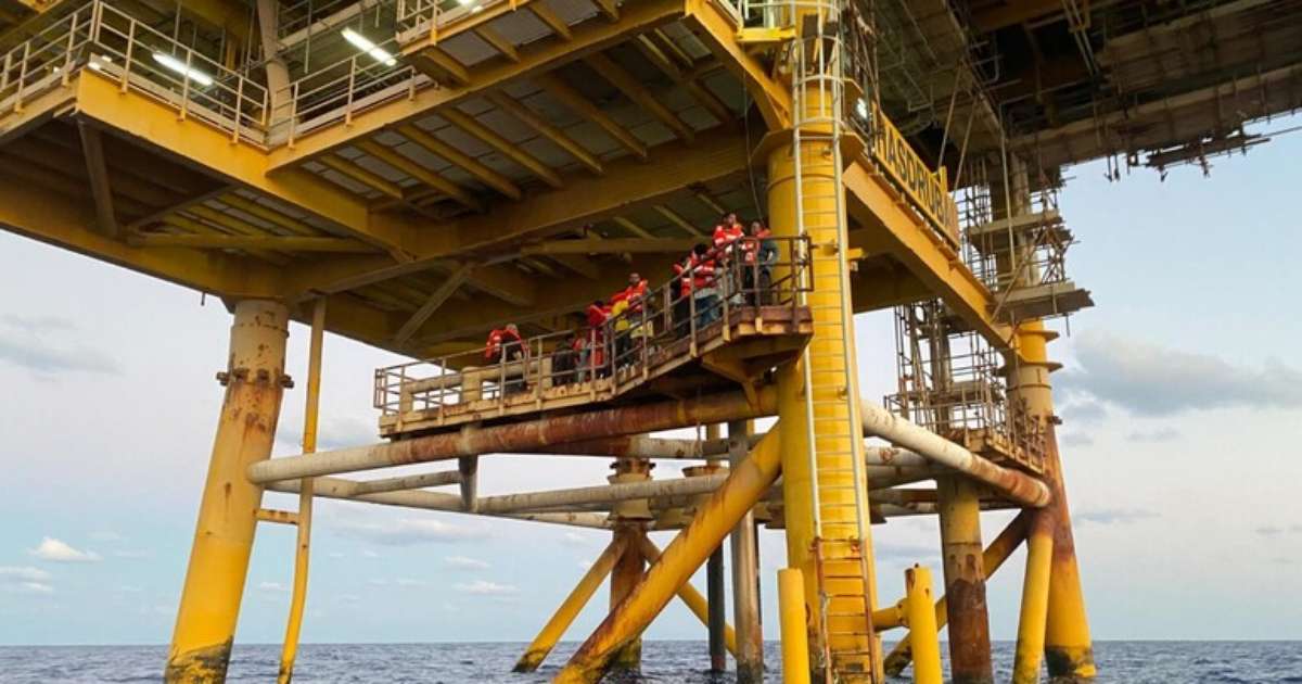 Novo naufrágio deixa migrantes mortos e desaparecidos no Mediterrâneo