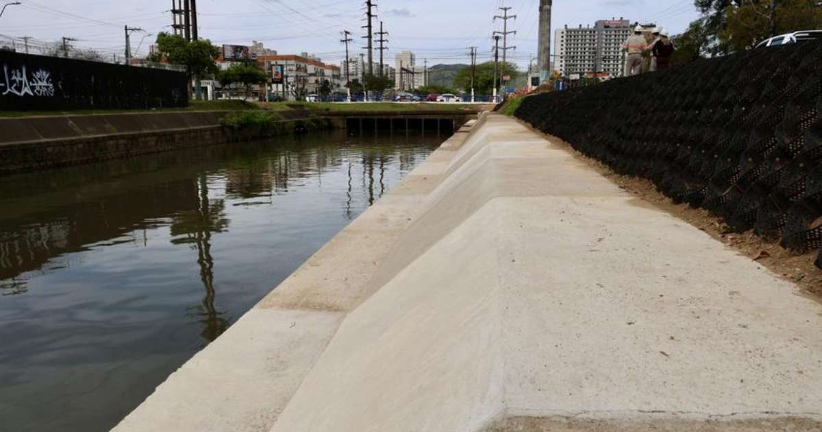 Dmae conclui reconstrução de mais quatro trechos do Arroio Dilúvio