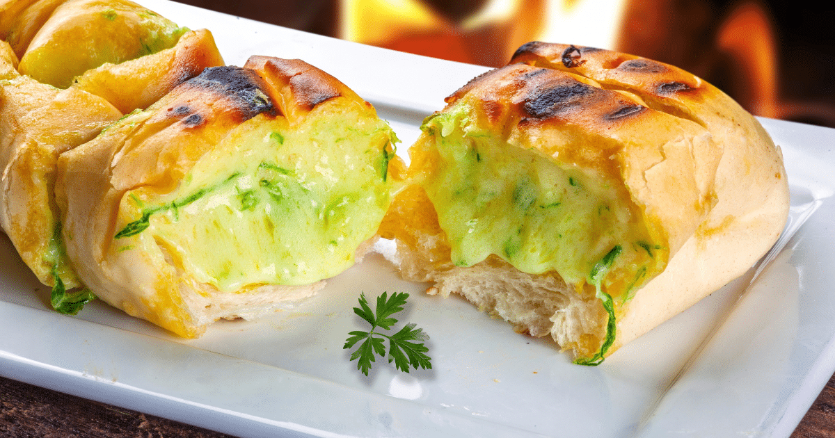 Do pão de alho à farofa: 5 acompanhamentos para servir no churrasco
