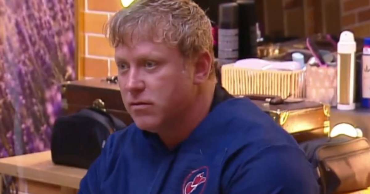 'A Fazenda 18': Tudo armado? Serginho surpreende com discurso: 'Pelo menos R$ 100 mil garantido'
