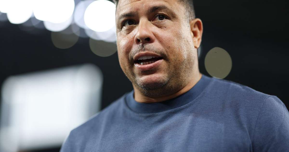 Ronaldo busca socorro financeiro e revela laços de amizade com banqueiro em crise no Cruzeiro