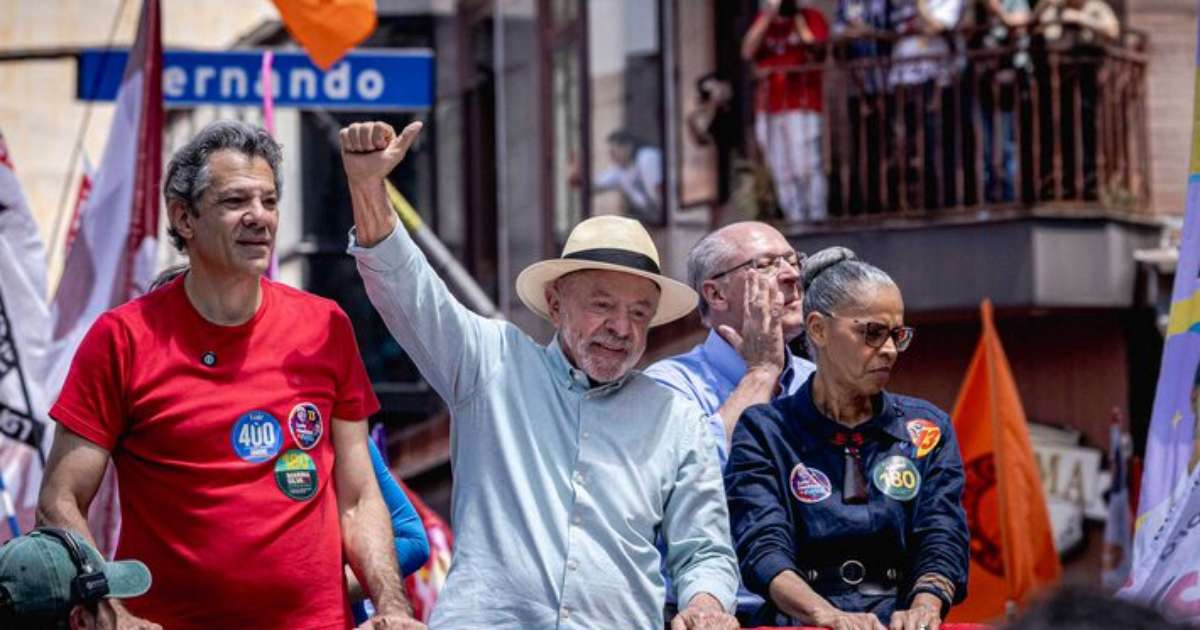Lula diz que caminhada em SP reúne 'quem prendeu quadrilha da Previdência, criada por Bolsonaro'