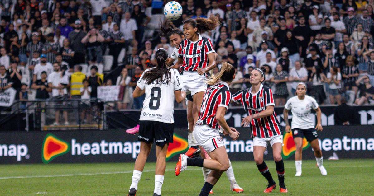 São Paulo e Corinthians duelam pela final do Brasileirão feminino