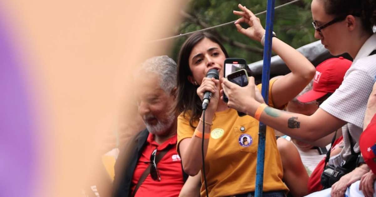 Mãe de Tabata Amaral é internada em estado grave após bater a cabeça em evento de campanha