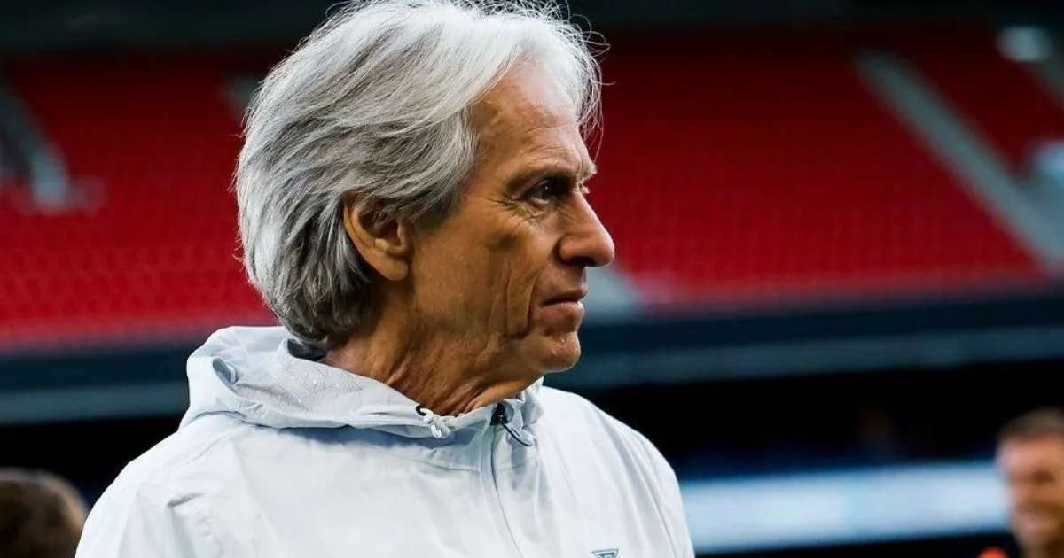 Jorge Jesus manda recado para Cristiano Ronaldo