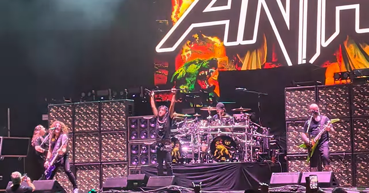 Baterista aprende músicas do Anthrax em 4 horas e faz show para 60 mil pessoas