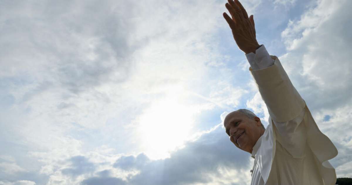Papa alerta contra 'falsos mestres' que exploram sentimento religioso