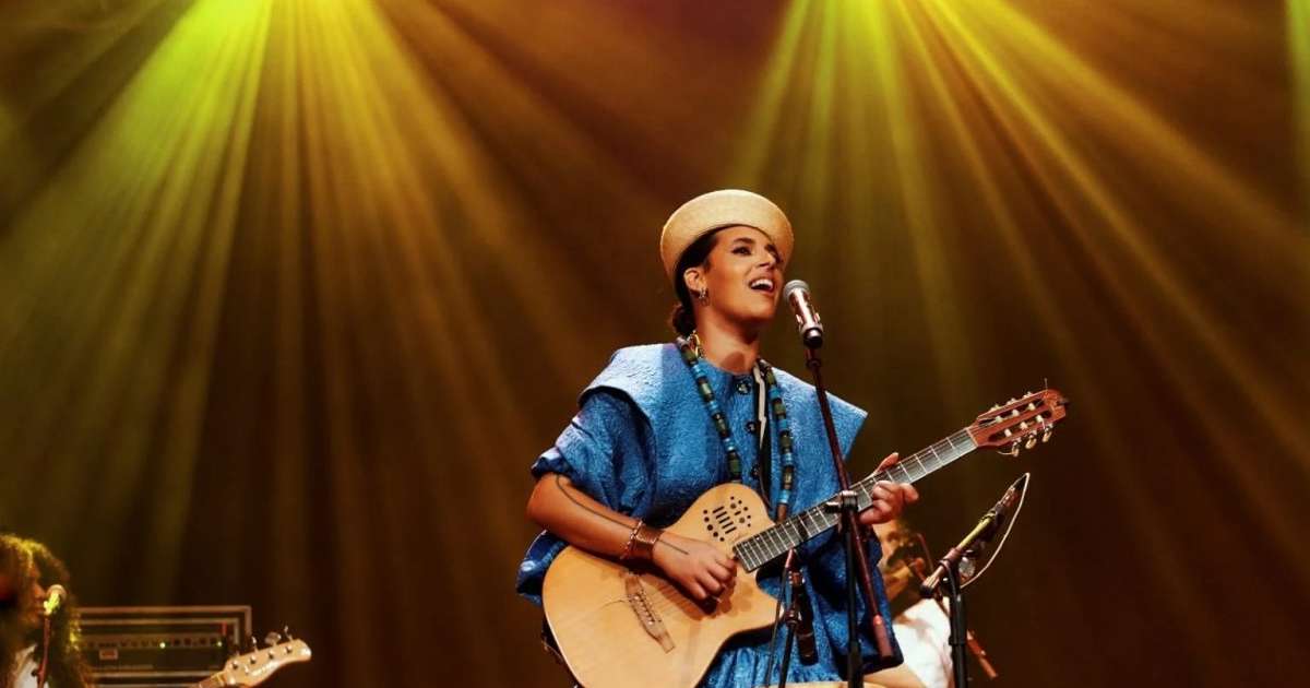Tainá Santos apresenta espetáculo "Travessia" nesta sexta-feira em Porto Alegre