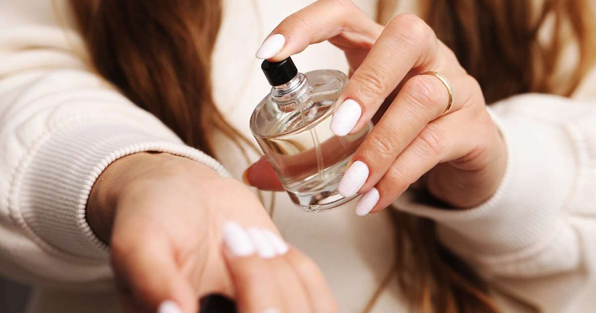Eles parecem detalhes simples mas esses hábitos de higiene mantêm o corpo cheiroso o dia todo e evitam o mau odor na pele