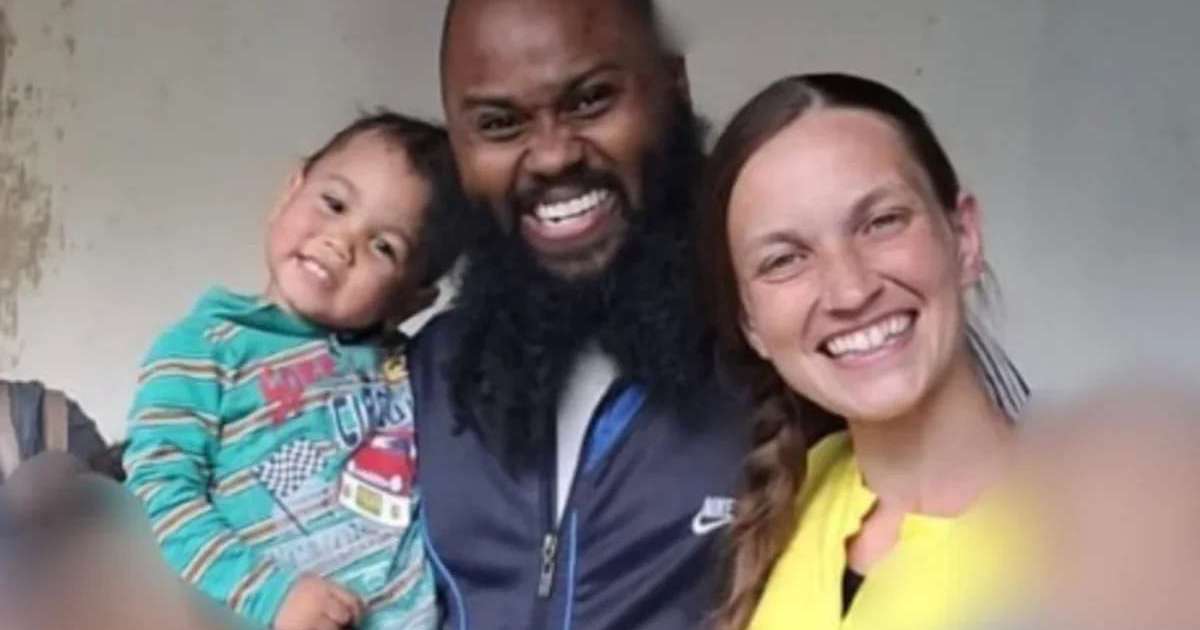 Justiça solta mãe de menino de 3 anos morto após espancamento pelo pai em Viamão