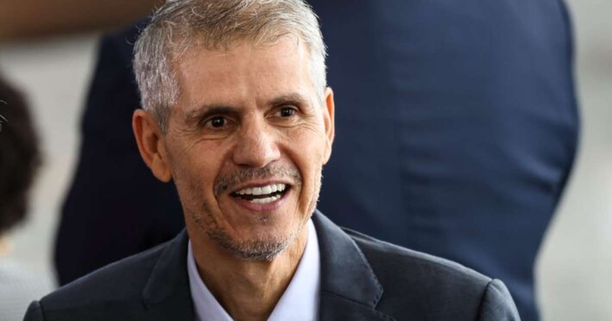 Sidônio Palmeira, ministro da Secom de Lula, tira férias para entrar de vez na campanha