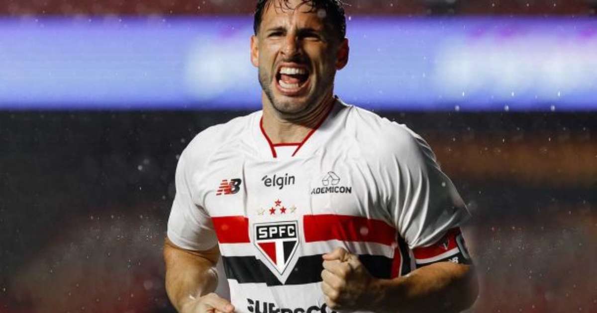 Calleri entra na lista dos 20 maiores artilheiros do São Paulo