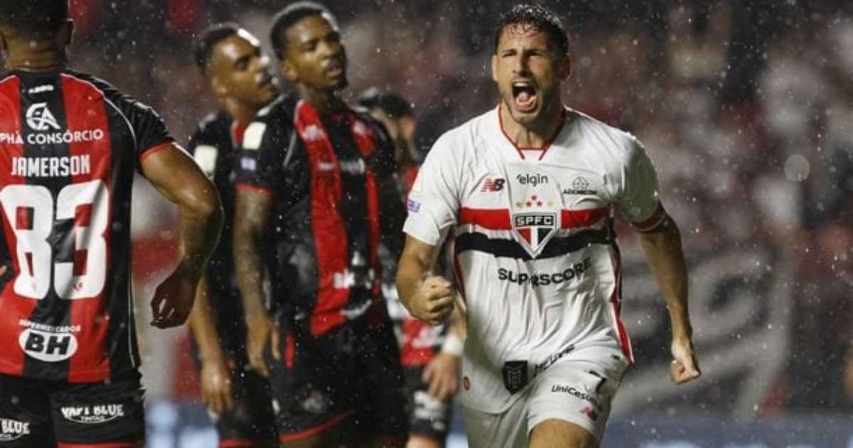 Com gols de Calleri e a volta de Lucas Moura, São Paulo vence Vitória