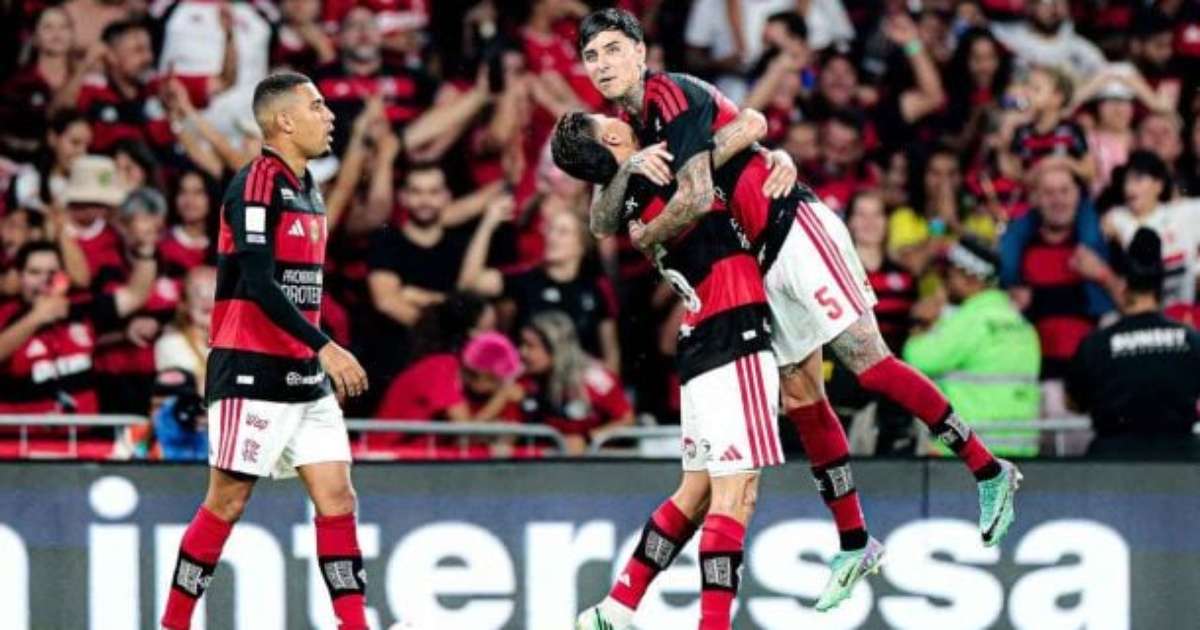 Tozza na área: Flamengo conquista vitória importante em clássico
