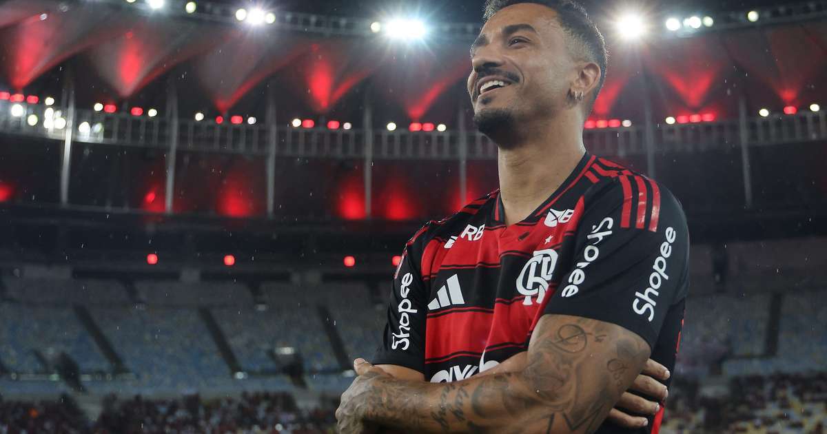 Danilo passará por cirurgia após choque com Fábio em Fla-Flu
