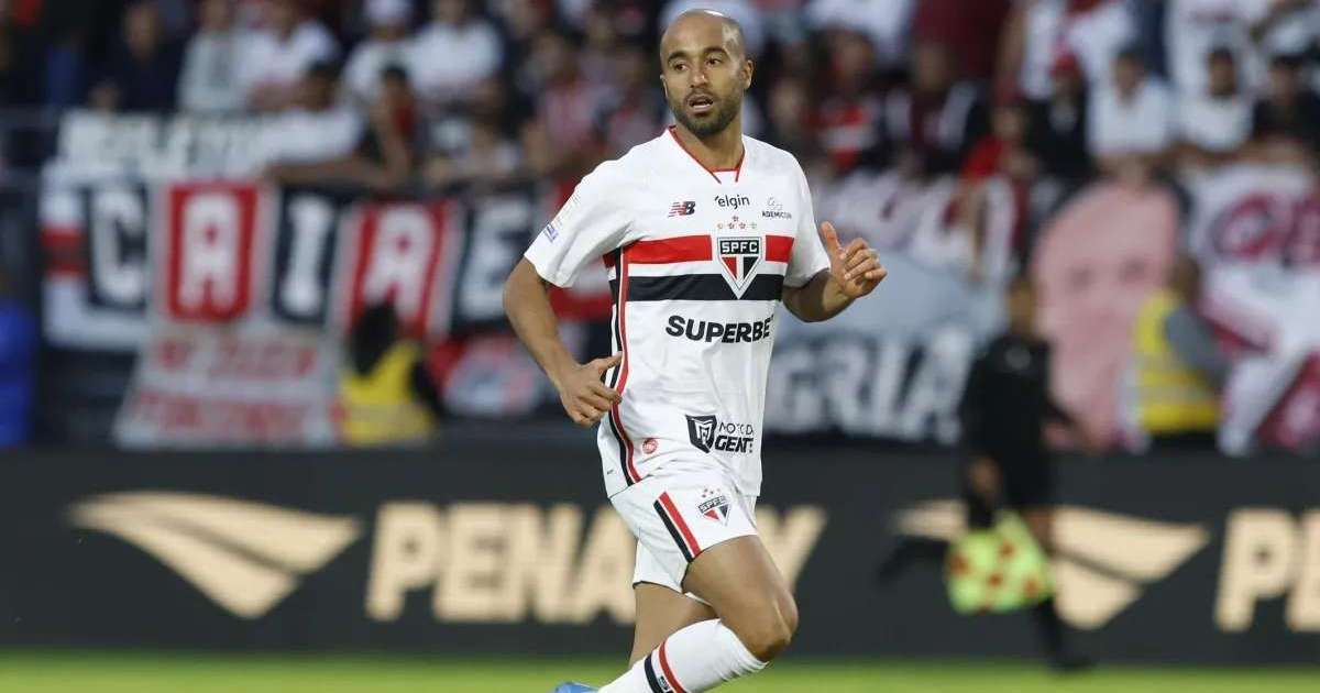 Lucas Moura chora após vitória do São Paulo