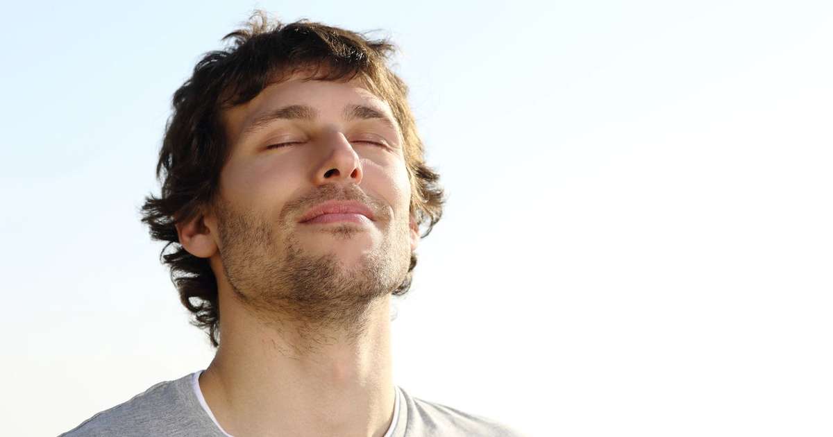 A importância de respirar conscientemente para se conectar com o agora e aliviar a angústia