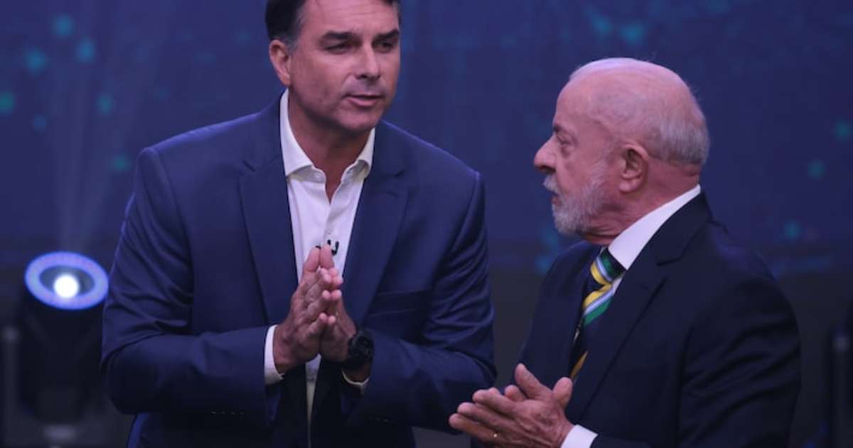 Arrogância e nervosismo em um 'circo dos horrores': colunistas avaliam debate entre Flávio e Lula