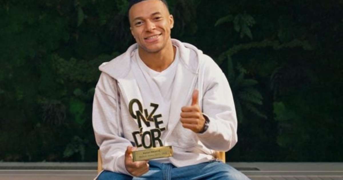 Mbappé é eleito melhor do mundo por revista francesa