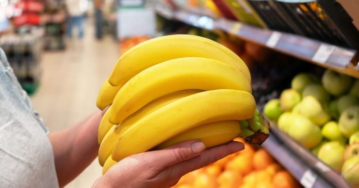 Banana, de manhã é ouro, de tarde é prata e de noite mata: nutricionista esclarece o que tem de verdade no ditado