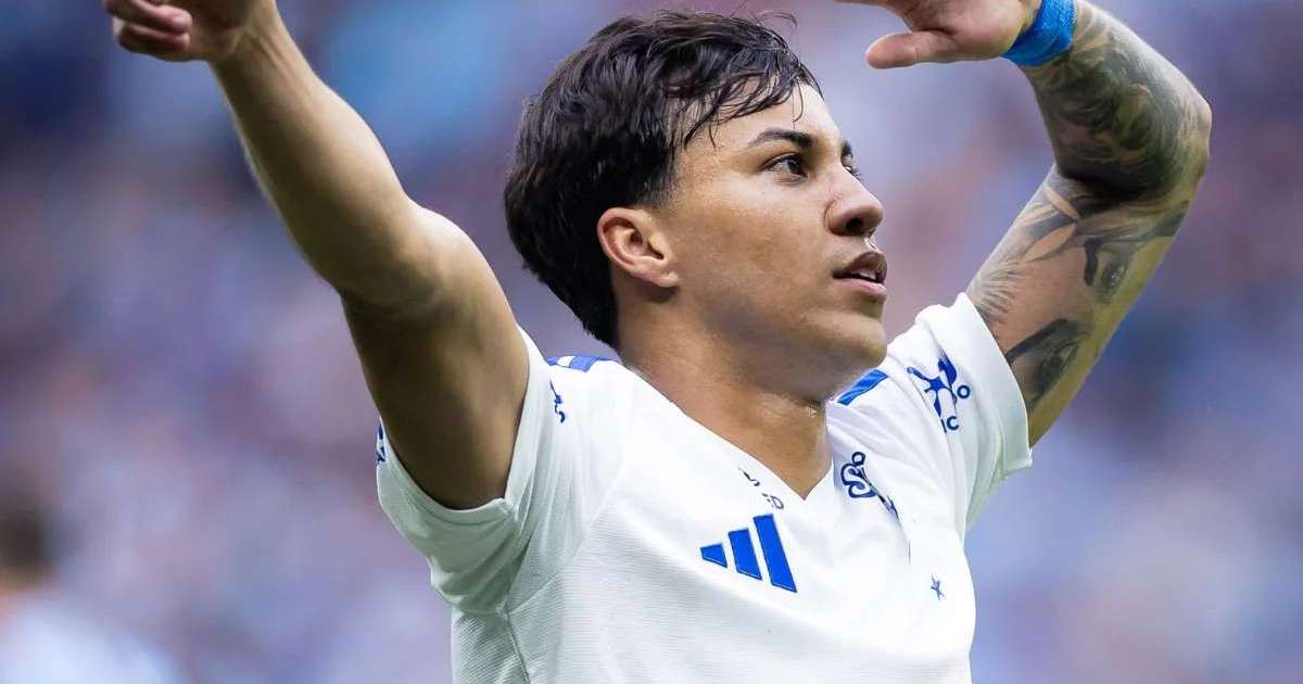 Kaio Jorge brilha em hat-trick histórico e leva Cruzeiro a vitória sobre o Grêmio em Porto Alegre