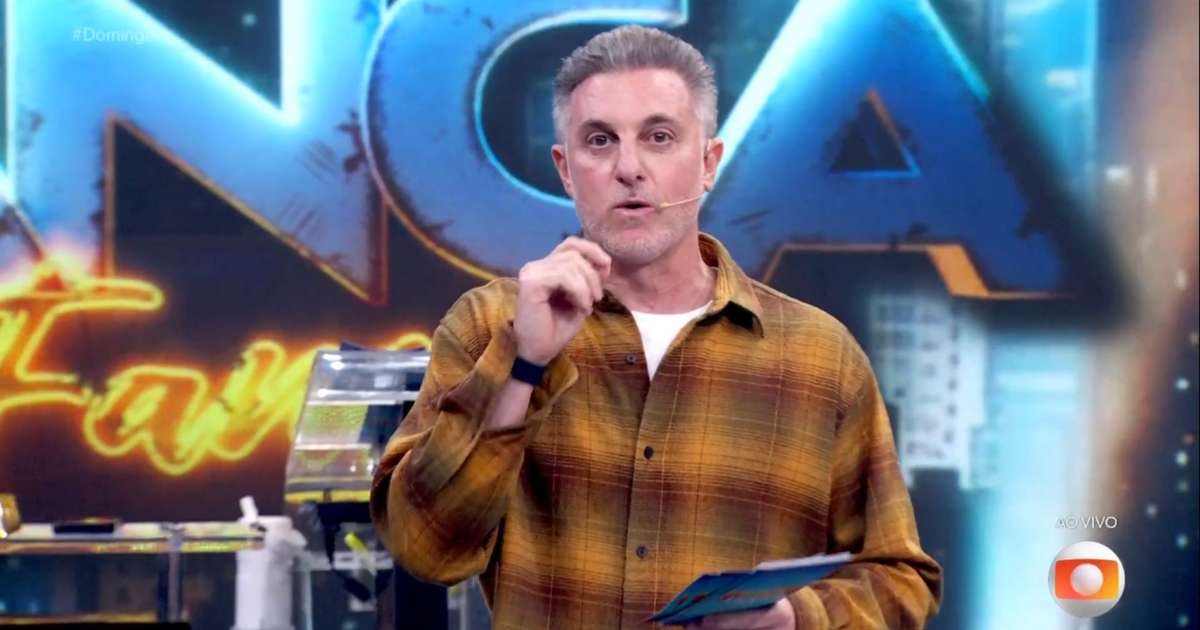 Ficou bom? Mulher tatua rosto de Luciano Huck na coxa e o apresentador reage; veja
