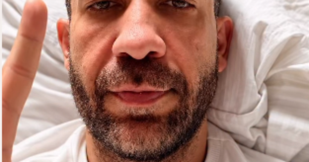 André Janones diz que pretende deixar hospital às 13h13 após internação na UTI: 'Batalha final'