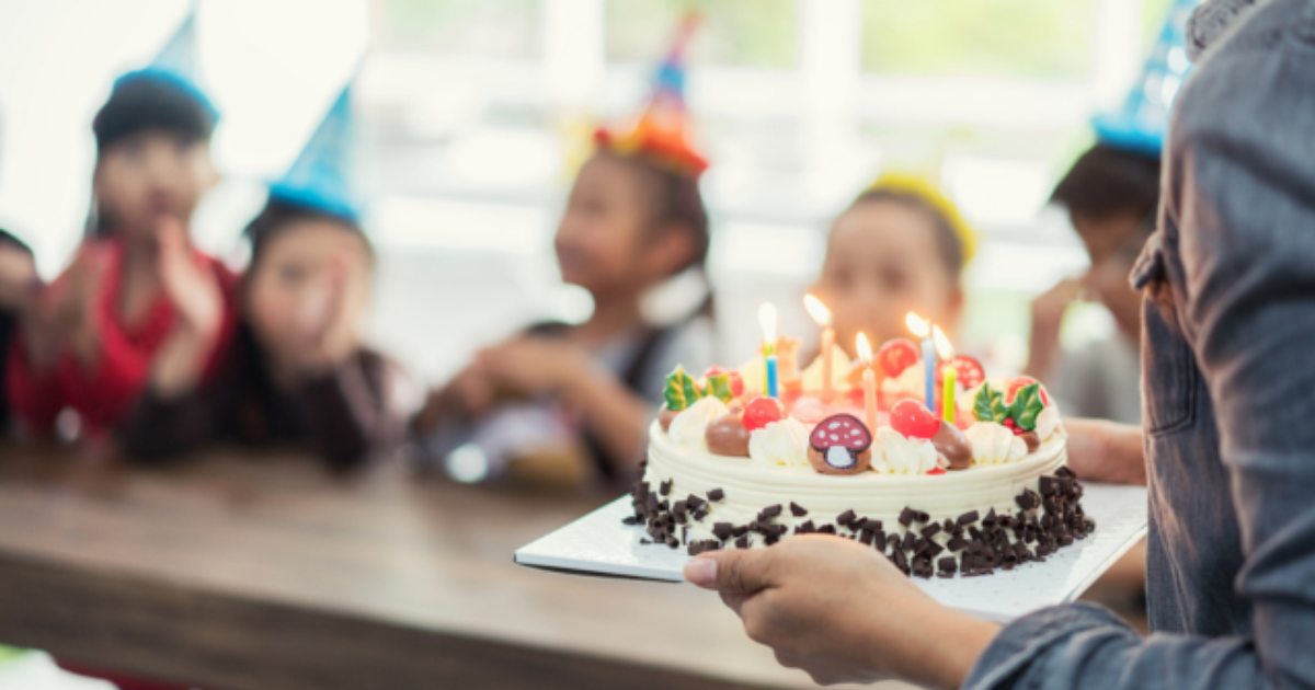 Mãe tem prejuízo de R$ 557 após família confirmar presença dos filhos e desistir de festa infantil