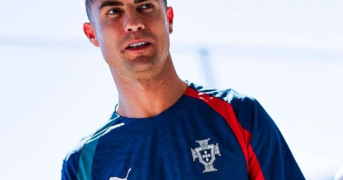 Cristiano Ronaldo supera Messi e é jogador mais bem pago do mundo; Vini Jr. fica no top 5