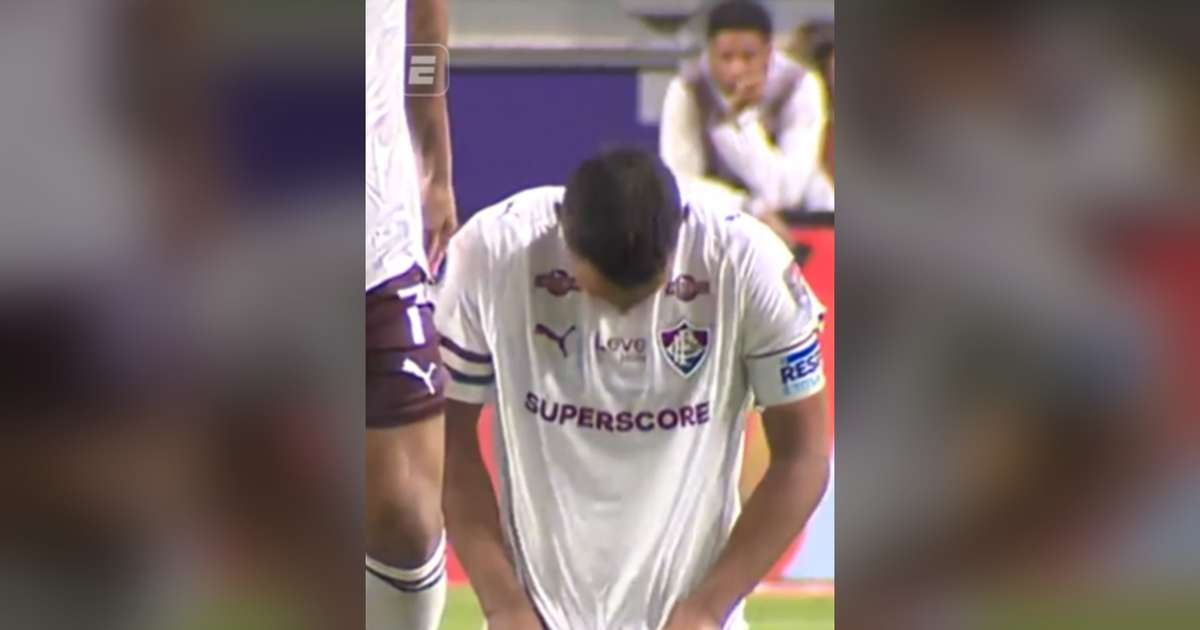 Thiago Silva vai à defesa de Nonato após eliminação — photo: Terra Futebol