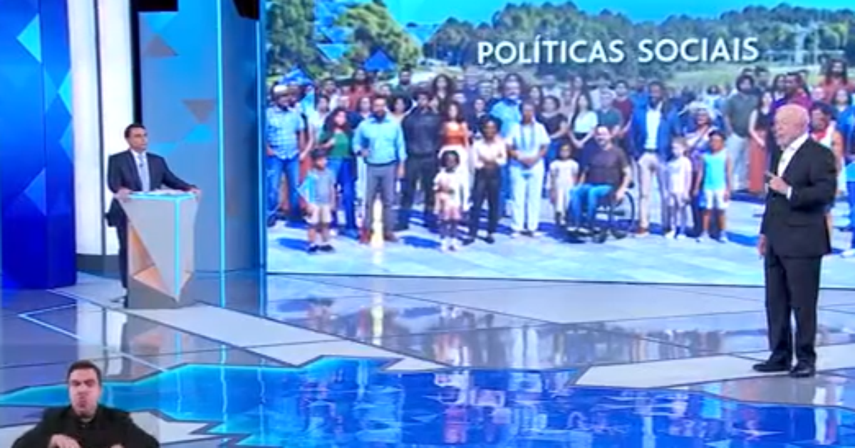 Peço desculpas, diz Flávio Bolsonaro após Lula reclamar por ser chamado de 9 dedos