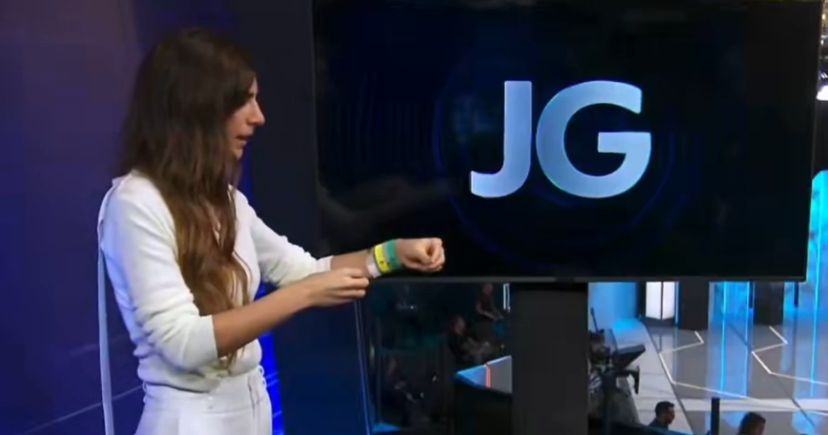 Andréia Sadi brinca sobre bastidor após debate na Globo: 'Parece que estou na balada'