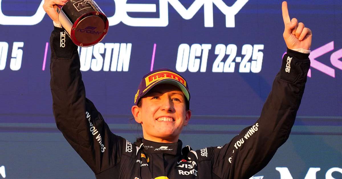 F1 Academy: Alba Larsen vence e Alisha Palmowski é campeã
